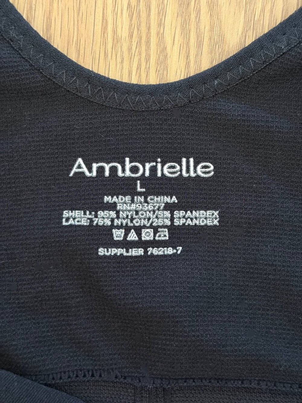 Ambrielle Black Seamless V-Neck Bralette Bundle (2) – Size L - Picture 4 of 7